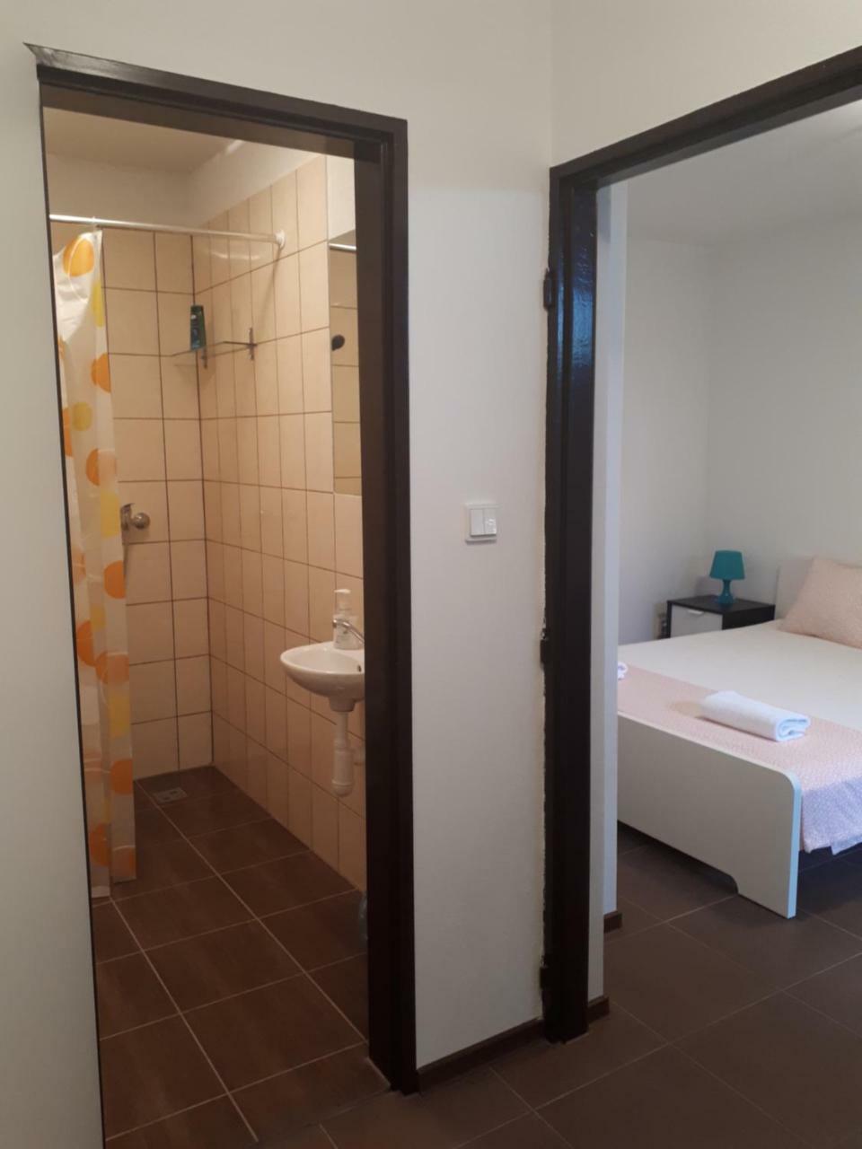 Apartmán - súkromie v meste  Bratislava Esterno foto
